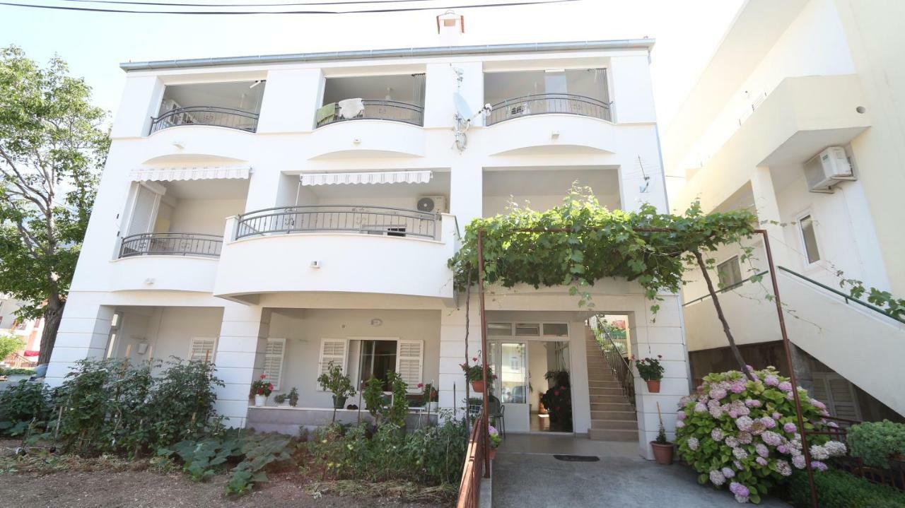 Dinka Guesthouse Makarska Exterior photo