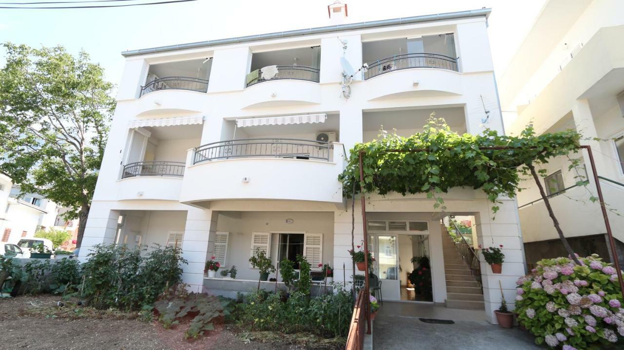 Dinka Guesthouse Makarska Exterior photo